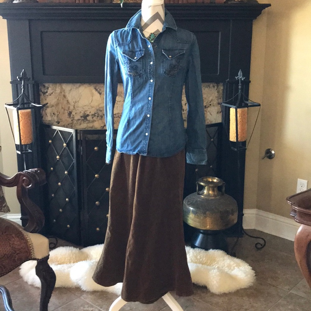 Eddie Bauer Pearl Snapped Denim Shirt